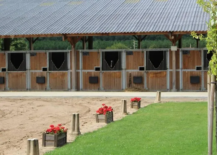 Au Coeur D'une Propriete Equestre 公寓 *